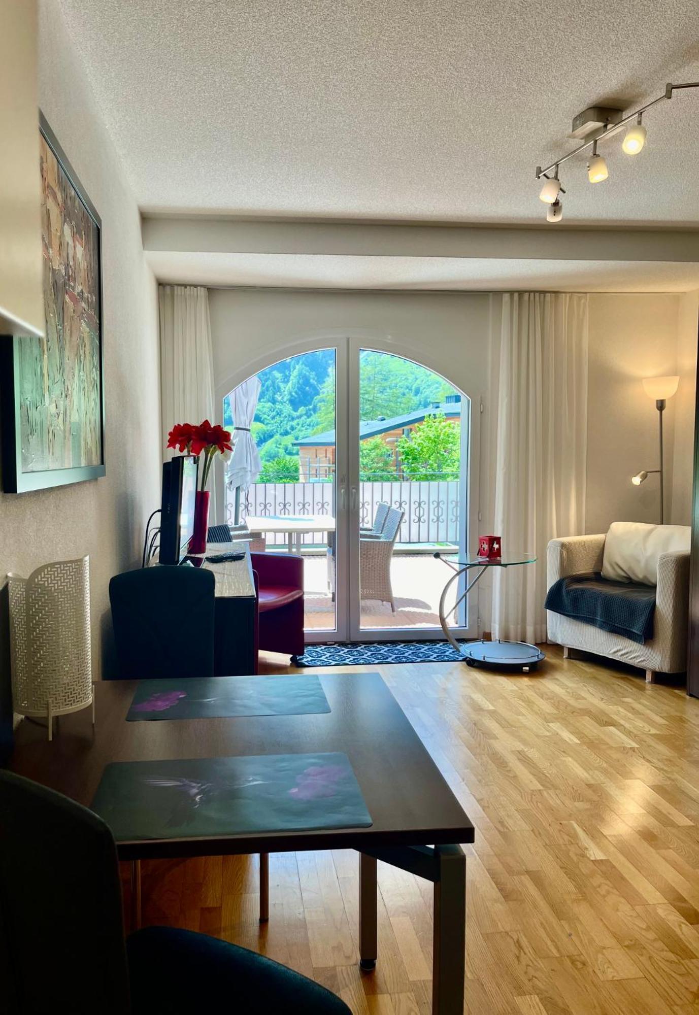 Apartments Residenz Iris Leukerbad Zewnętrze zdjęcie